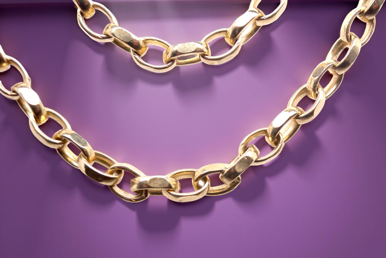 A heavy weight neck chain. Belcher style links