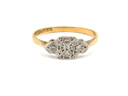 A pretty original vintage Diamond ring