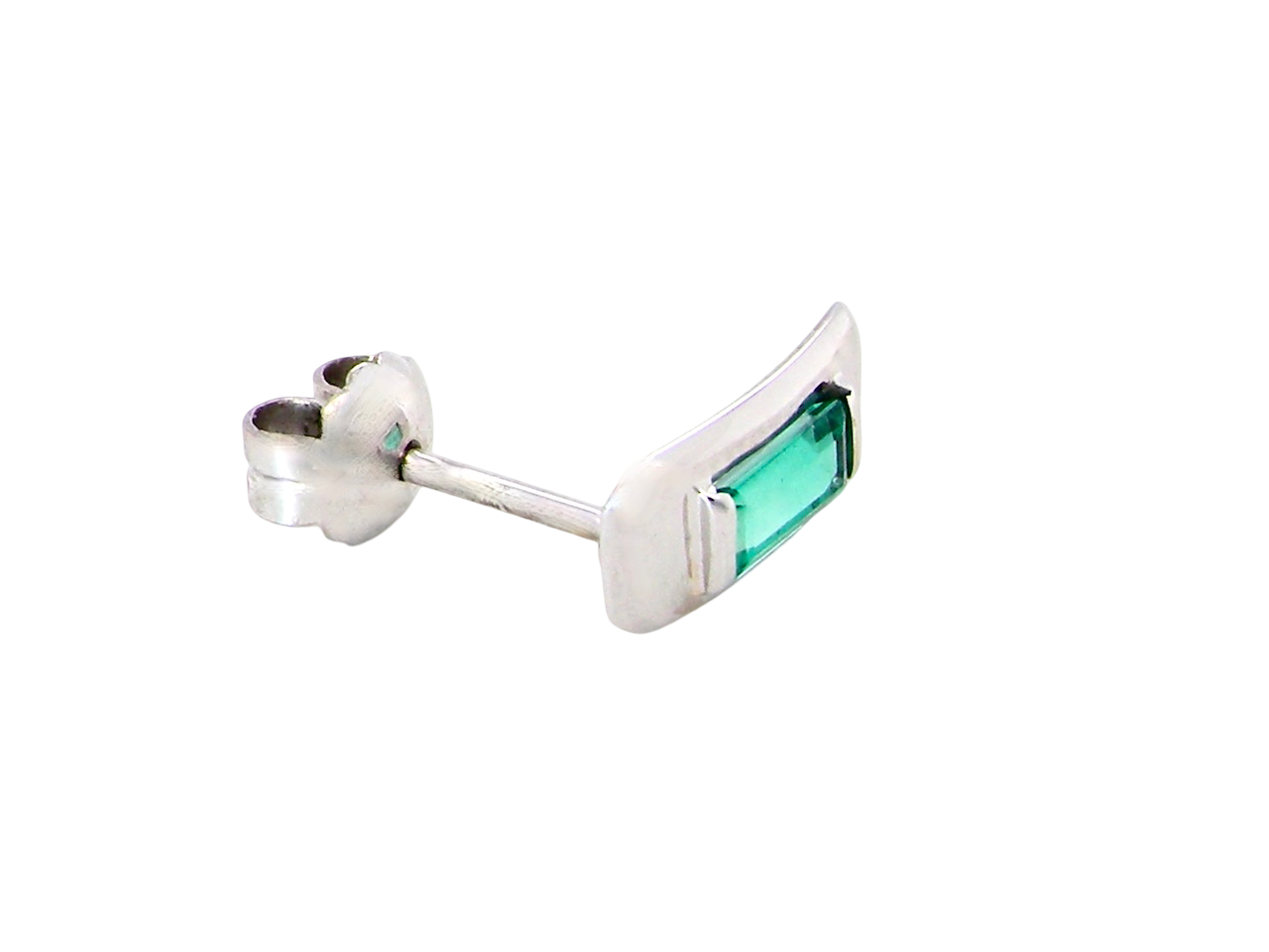  modern pair of earring. emerald is rectangular, step cut,