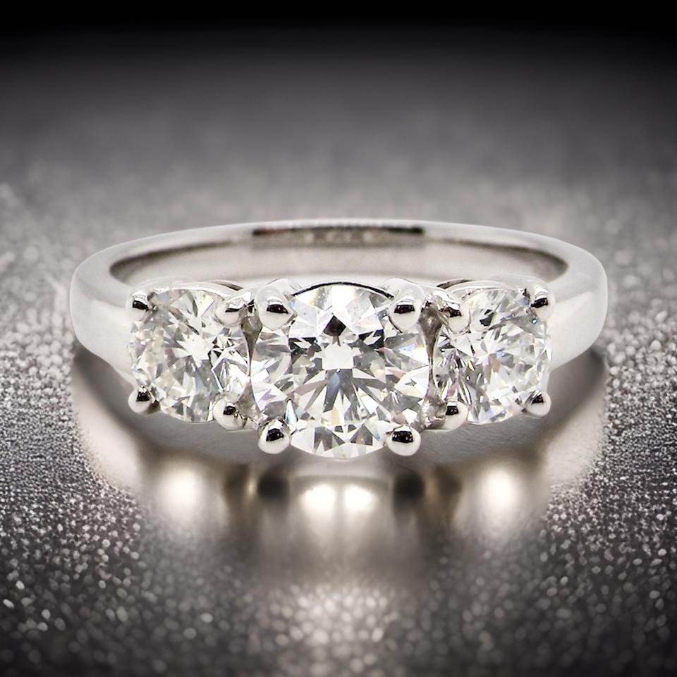 an impressive trilogy Diamond Ring