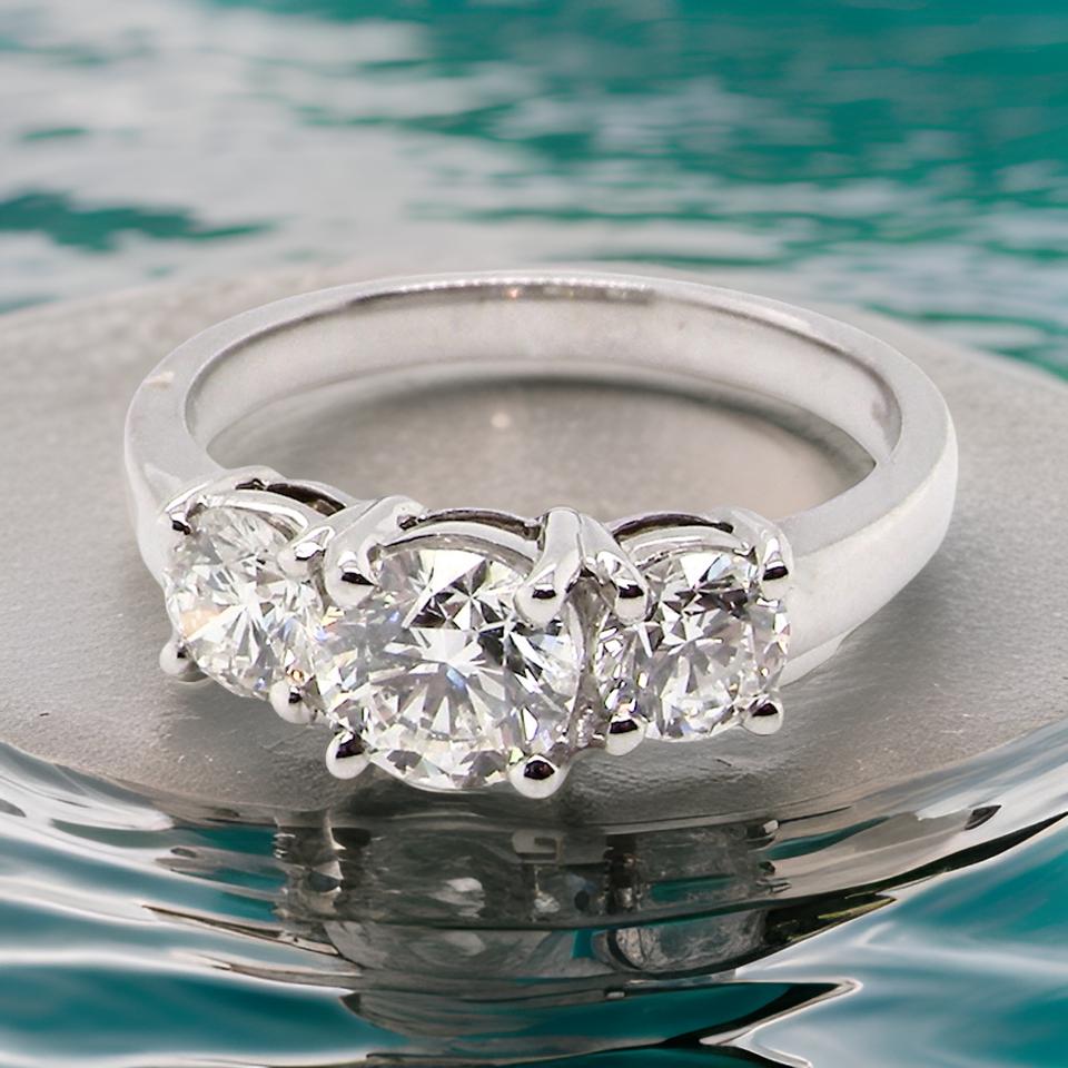  Diamond Ring