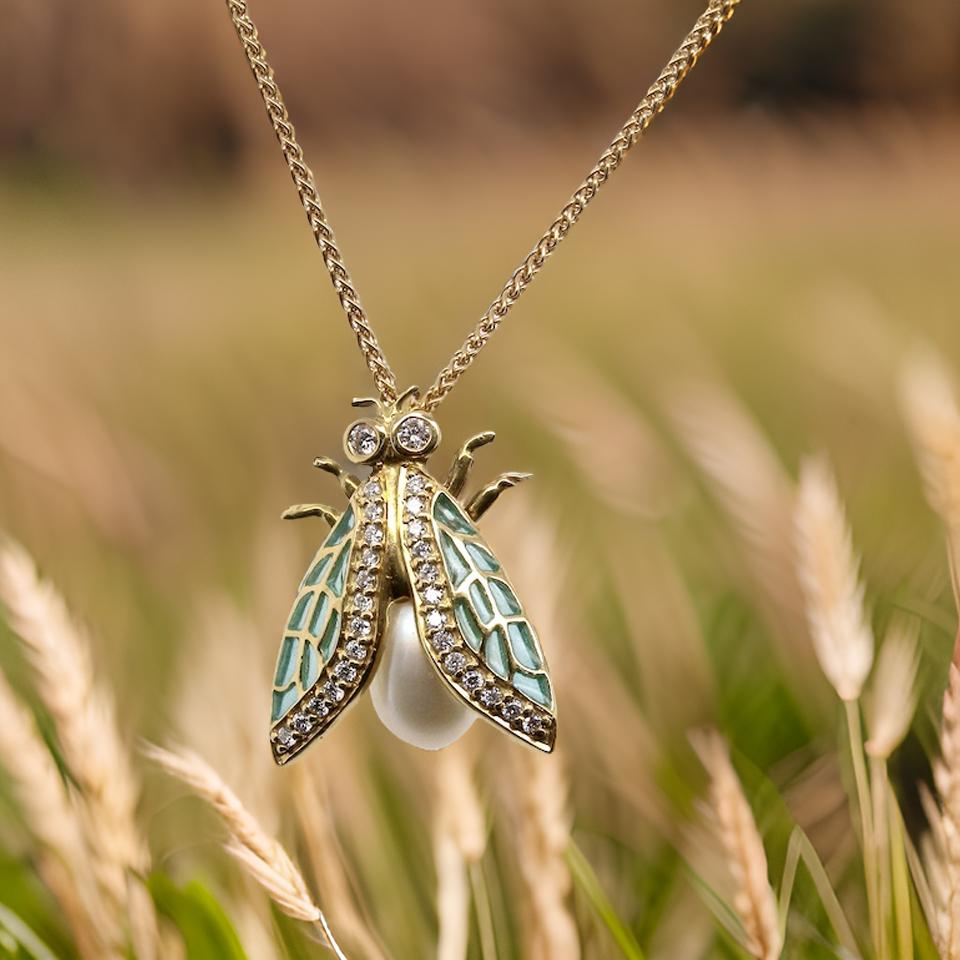  pearl and diamond pendant