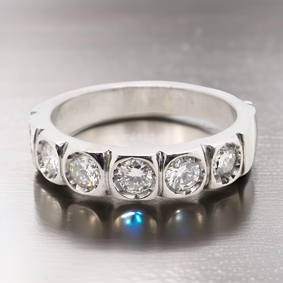 A Diamond ring