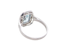 rear A very pretty cluster ring. Features a step cut aquamarine centre stone, 8x7mm (est 1.21 carats). 