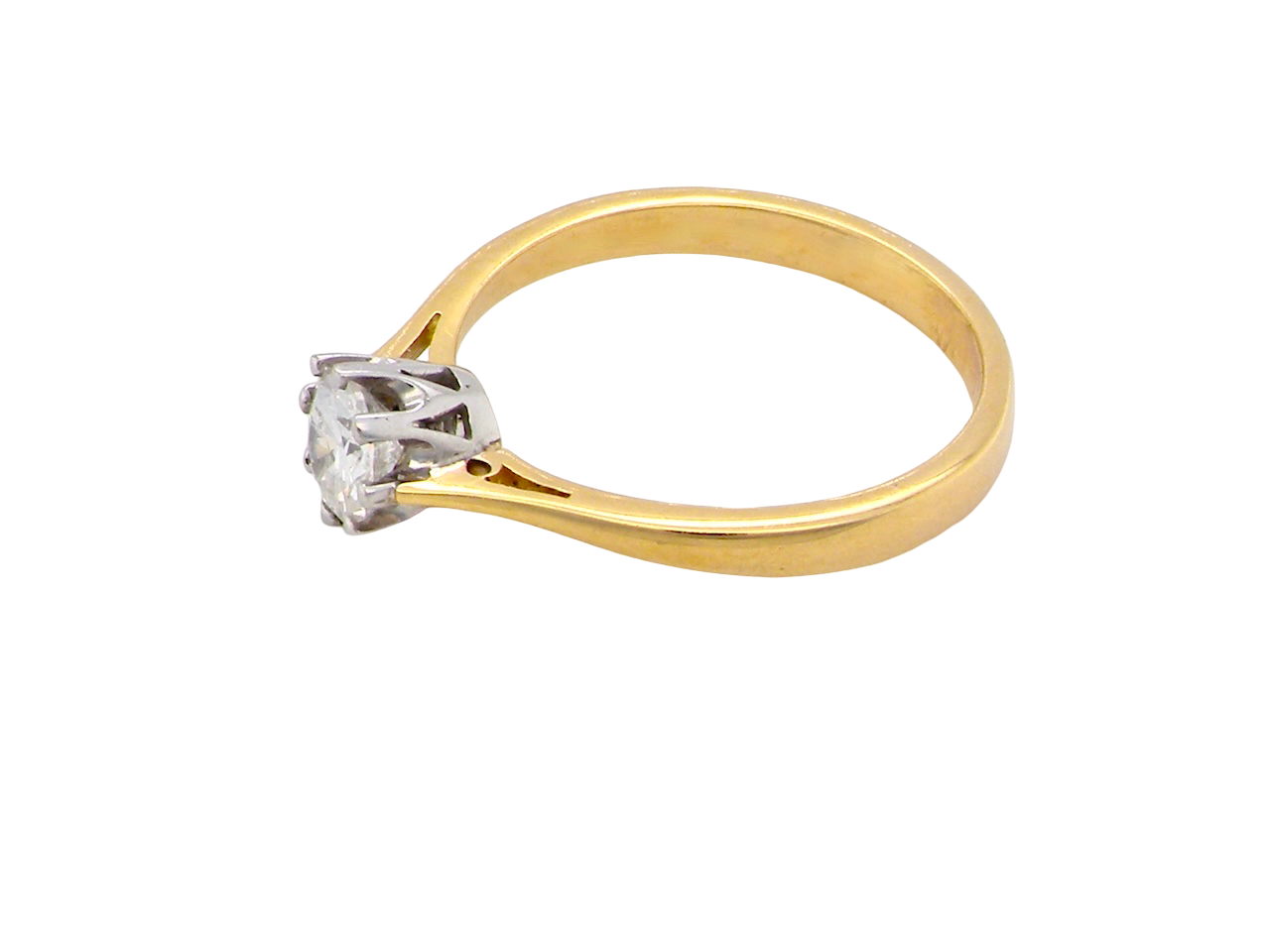 A Beautiful Solitaire Diamond Ring