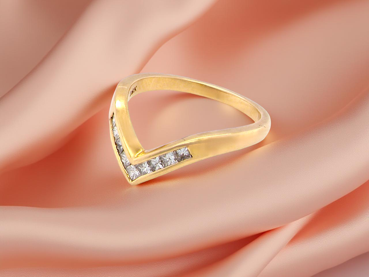 side A Diamond wishbone ring