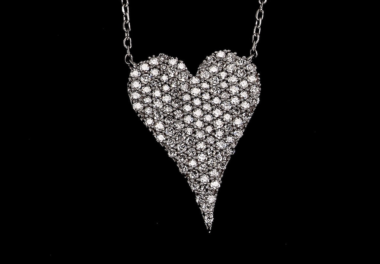 new white gold heart shaped pendant