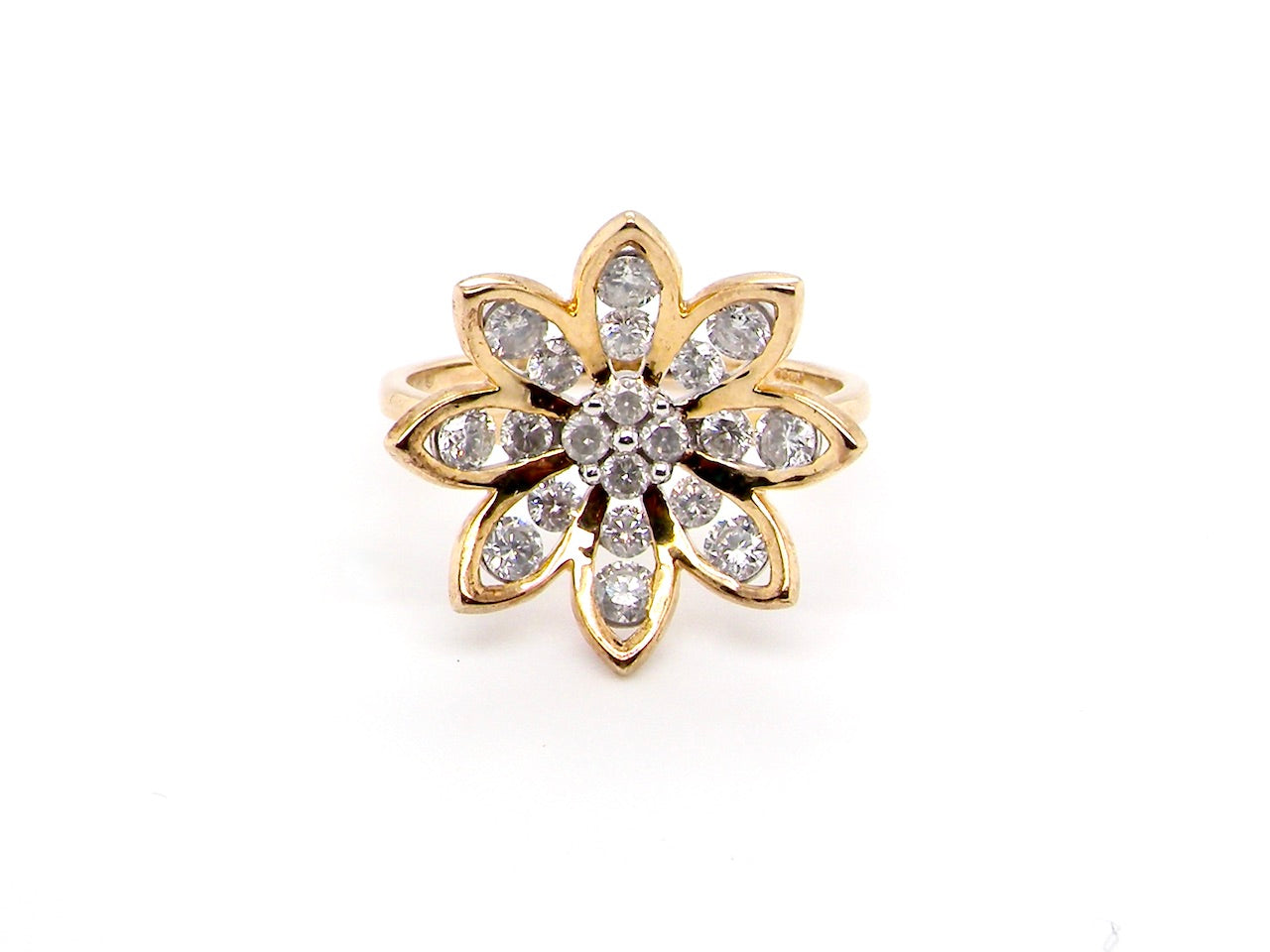 vintage diamond cluster ring