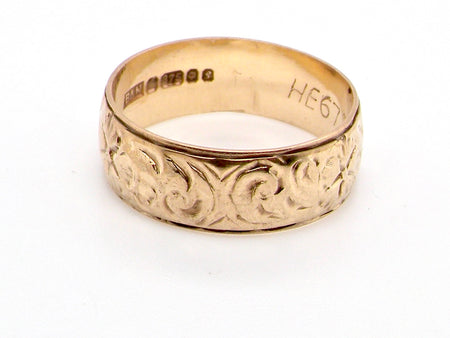 vintage hand engraved wedding ring