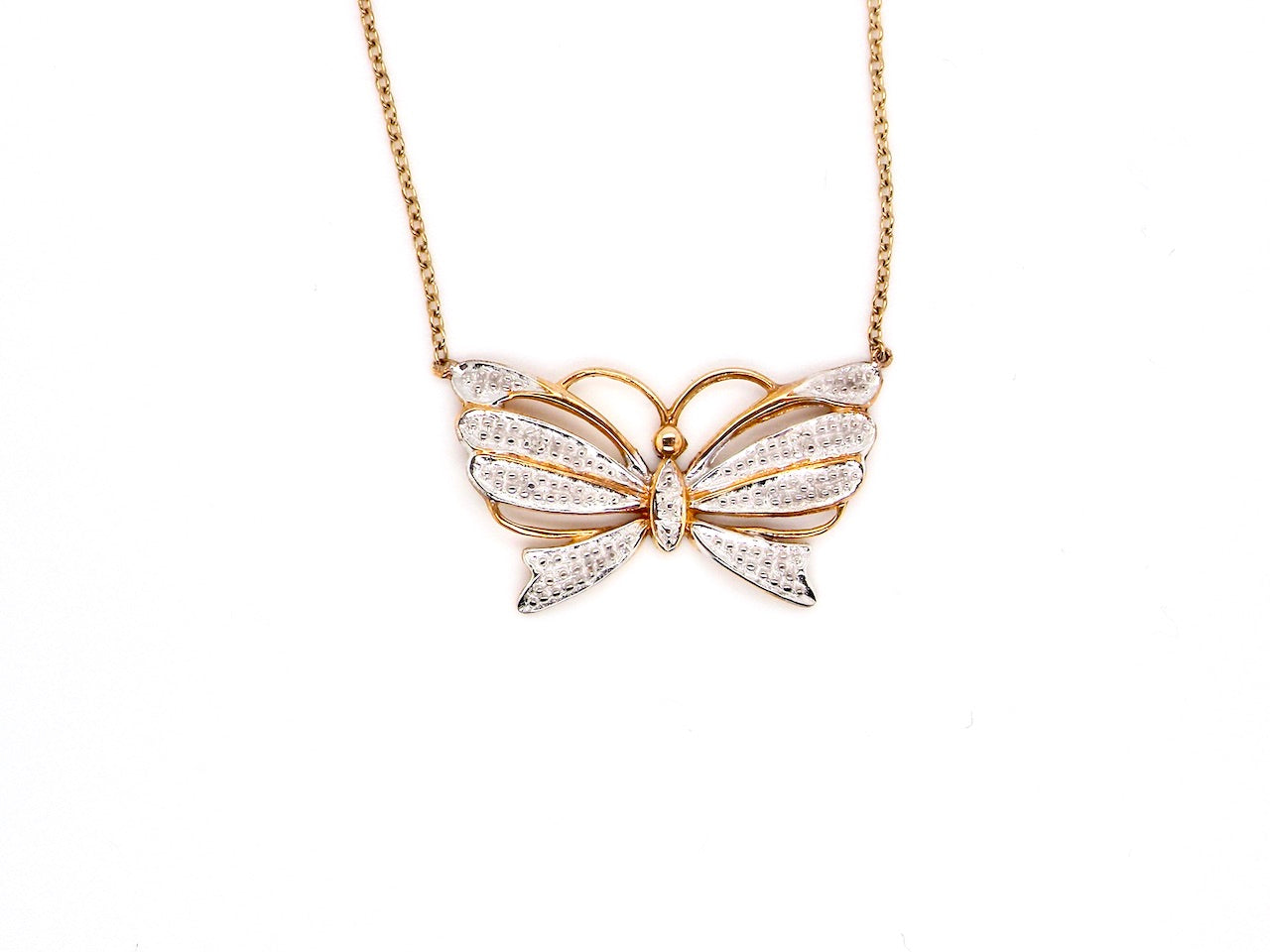 9 carat gold butterfly necklace