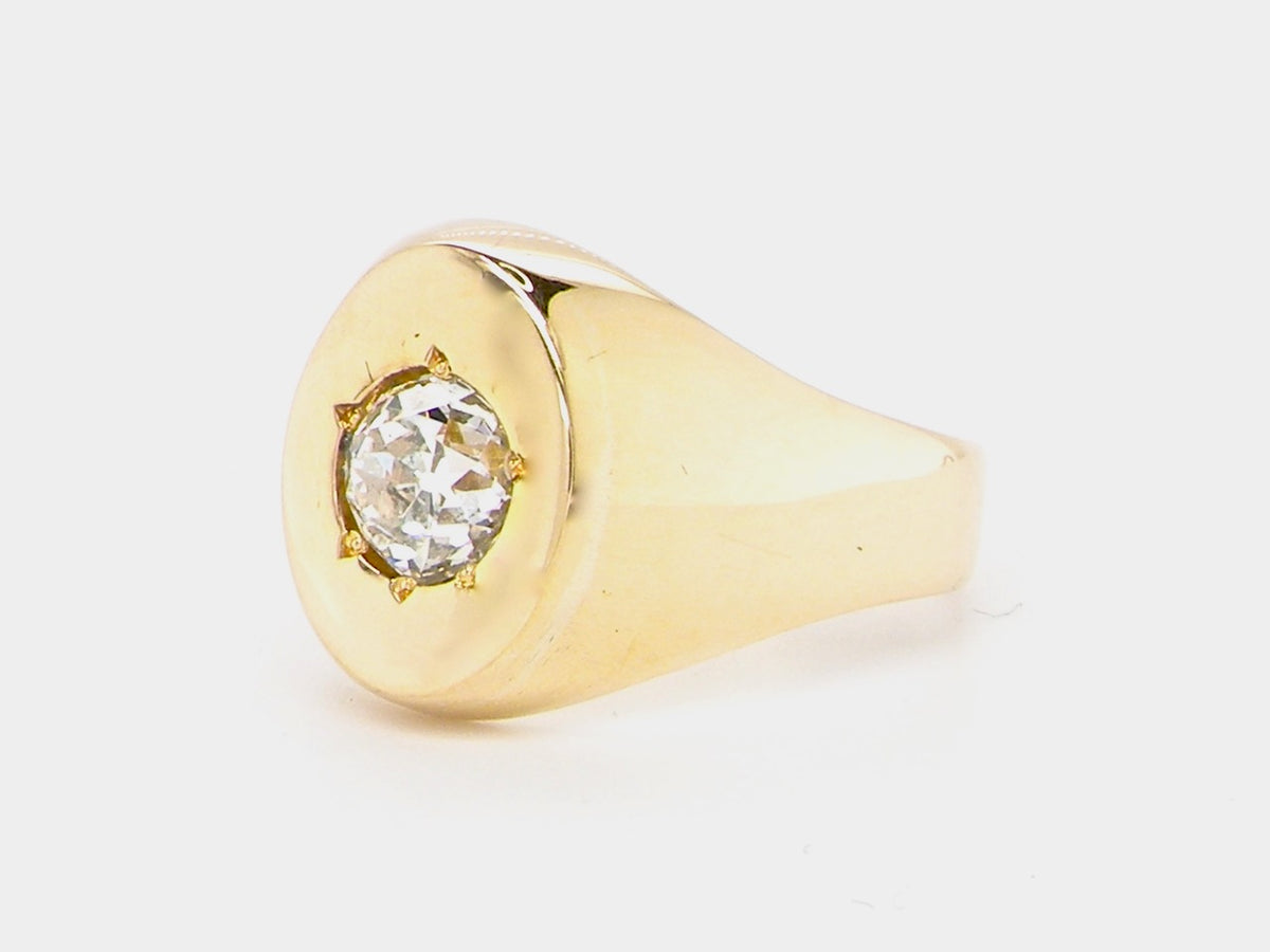 A man's 18 carat gold diamond signet ring-LARGE SAVING – Vintage Tom ...