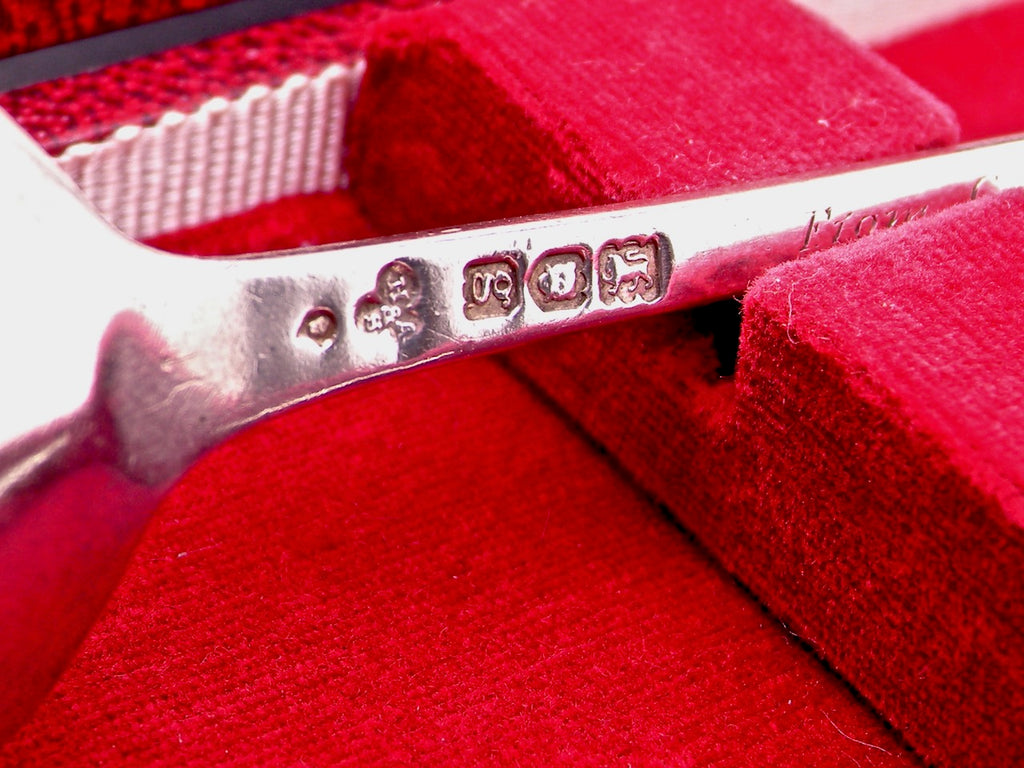 silver fork and spoon set