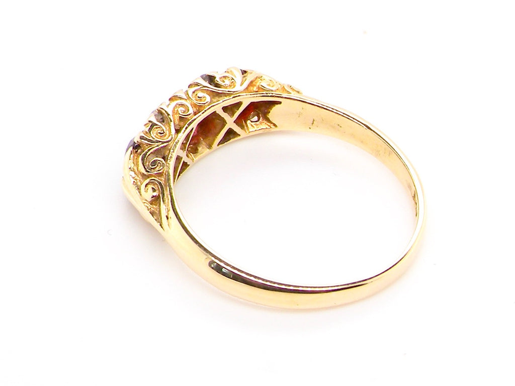 gold Victorian style garnet dress ring